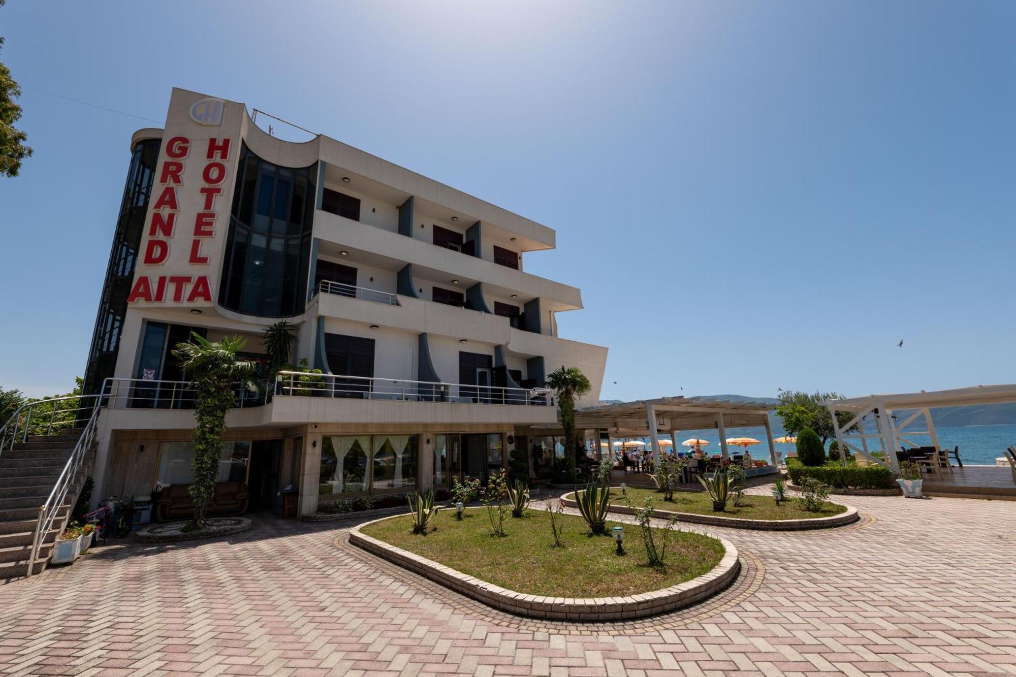 Grand Hotel Aita Radhime Exterior photo